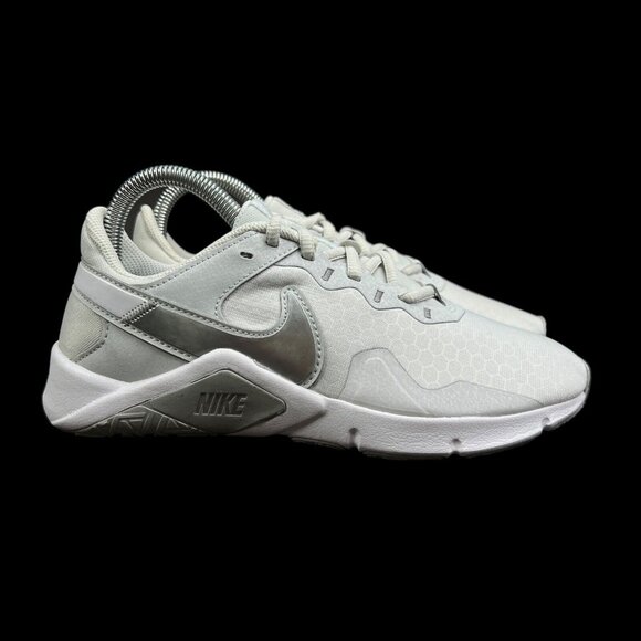 Nike Legend Essential 2 Photon Dust Metallic Silver Shoes CQ9545-012 Womens Sz 7 - Picture 1 of 12